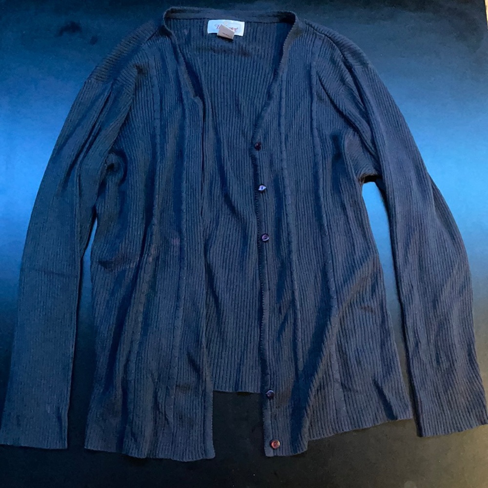 CARDIGAN SWEATER